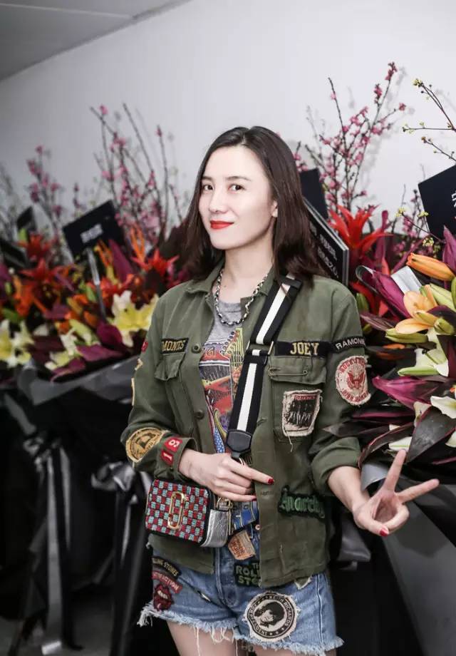 明星包包平价,一年四季都能背的平价包包