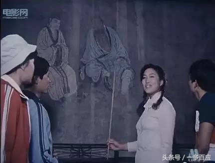 跟着山西太原第一部彩色故事片，穿越回1982年的三晋大地