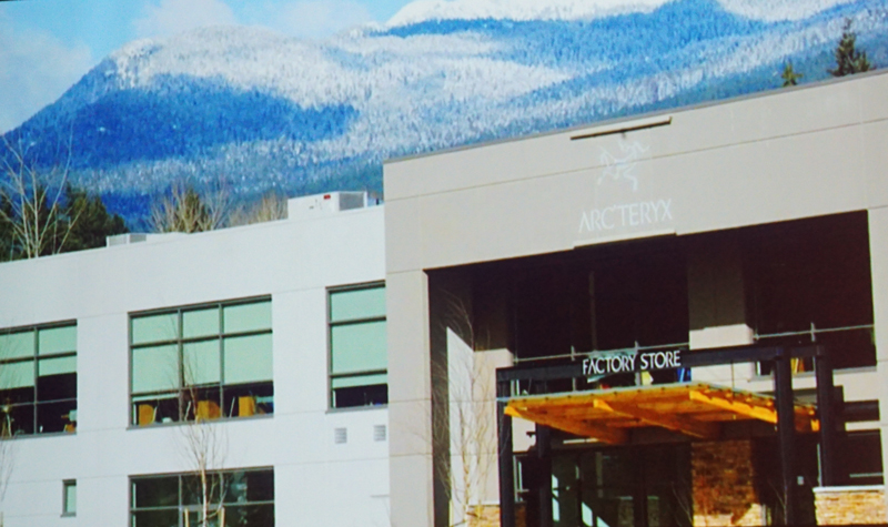 始祖鸟成都佛罗伦萨小镇店,把店开到每个城市