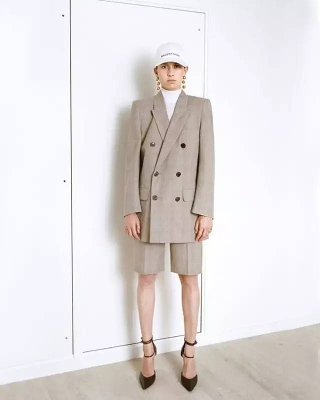 18件必买的时尚单品,时尚必买的10种单品