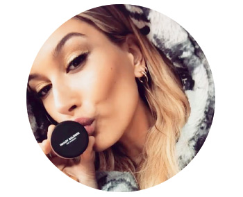 天暖了 就跟粉饼混