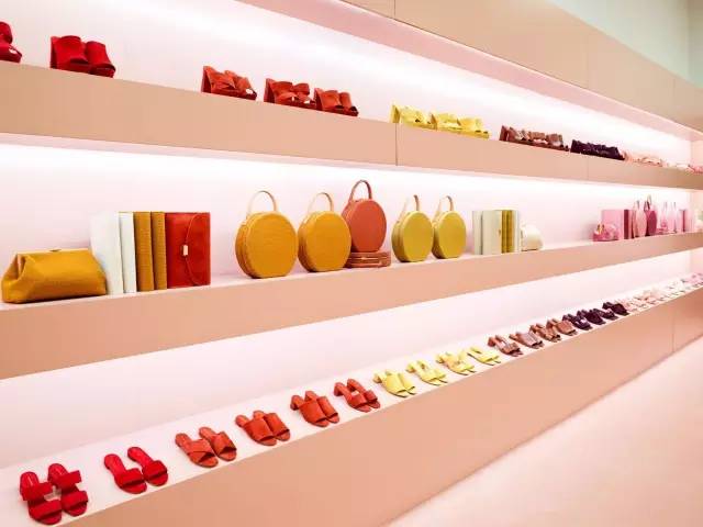 超便宜双肩包,又便宜又大空间实用的双肩包