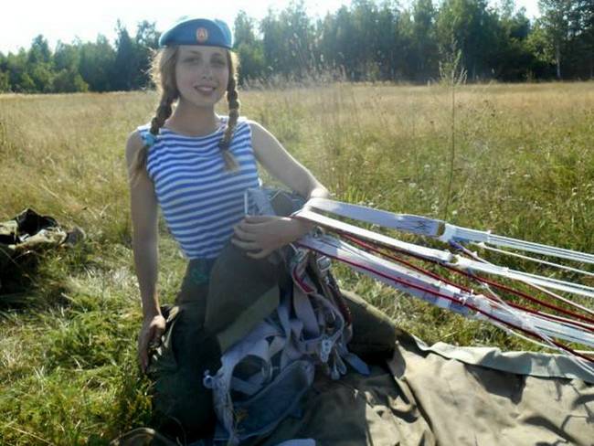 空降兵大型伞降,空降兵伞降和机降