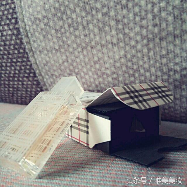 巴宝莉英伦迷情男士香水怎么样,巴宝莉老伦敦香水留香时间不长