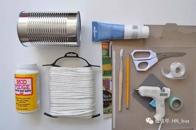 怎么雕一体的笔筒,旺仔牛奶铁罐如何做成笔筒