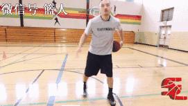 怎样练好胯下运球和背后运球,nba2k22背后运球教学
