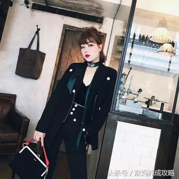 西装哈伦裤是宽松的吗,2023新款西装哈伦裤夏女