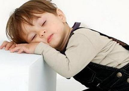 女人湿气重的三大表现,女人湿气太重最好的解决方法