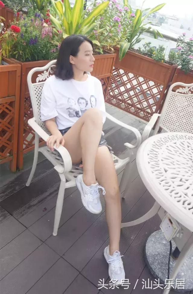 十二名美模，十二种风情，你来“选出”小公园的故事