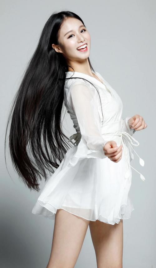 主播艾菲直播,中国体育主播艾菲在线直播