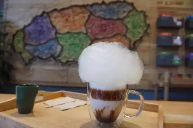 成都潮人喝什么？他们都去这些名堂多到爆的跨界咖啡馆！