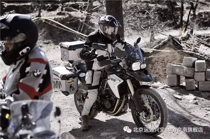 兴悦会BMW摩托车俱乐部挑战京西黄石港