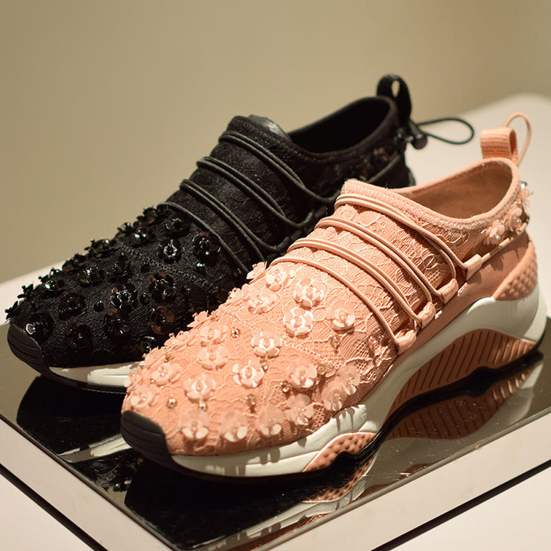 188软牛皮复古气质低跟单鞋女,女单鞋新款2022爆款气质单鞋