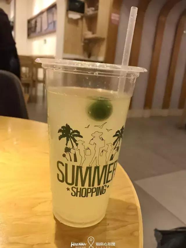 在最接地气的商圈怒喝12杯老盐柠檬水是一种什么样的体验？