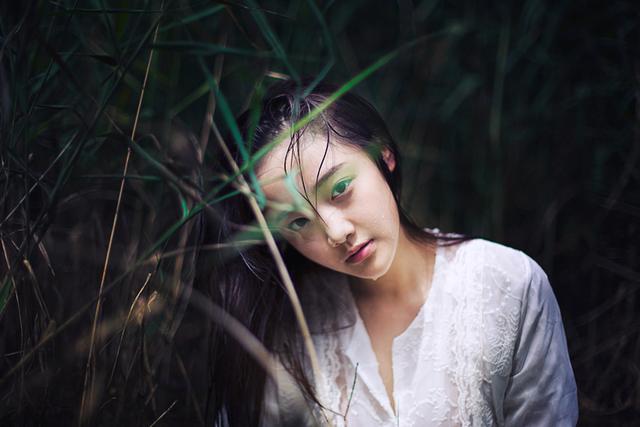 父母不同意订婚我该怎么办,18岁父母不同意让订婚怎么办