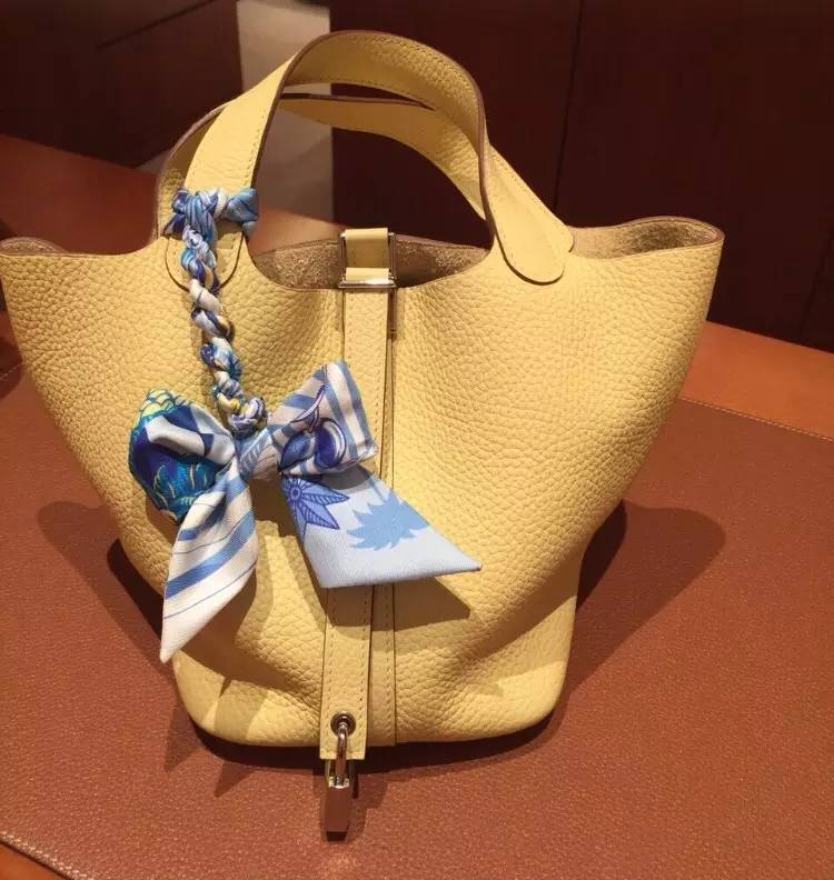 向女神学习穿搭,向晚女装穿搭