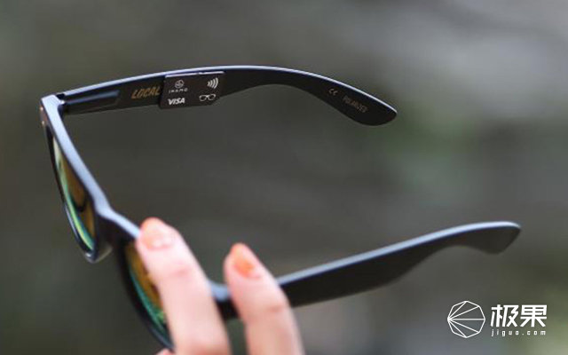 什么三星苹果Pay，都没这能刷卡的雷朋眼镜来的实在