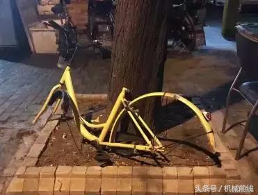 荷兰人骑的自行车,荷兰人发明无人驾驶自行车