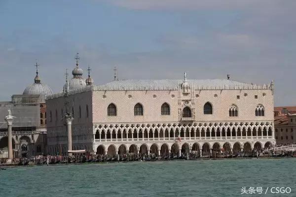 csgo冷门地图,csgo运河水城箱子里都有什么枪