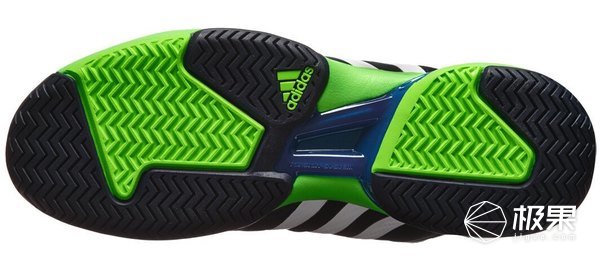 你从不注意的鞋底花纹,却成了乔丹科比封神的“秘密”