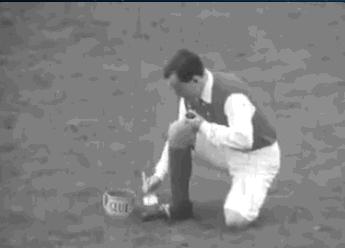 那些足坛精彩瞬间,梅西足球赛场上的搞笑瞬间