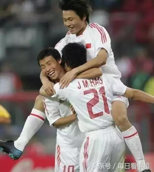 你有什么资格嘲笑带病挣钱的人,你有资格瞧不起有钱人吗