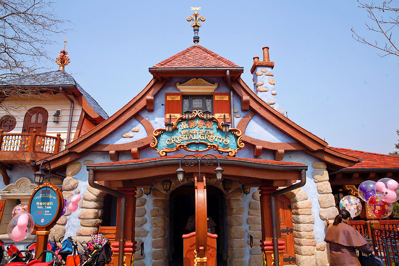 上海迪士尼乐园2天一夜游玩攻略,上海迪士尼2天游玩攻略