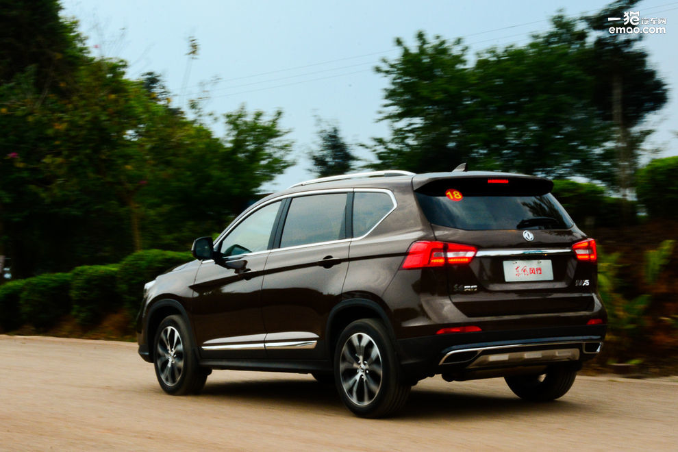 东风风行景逸x5试驾,了解东风风行景逸x5