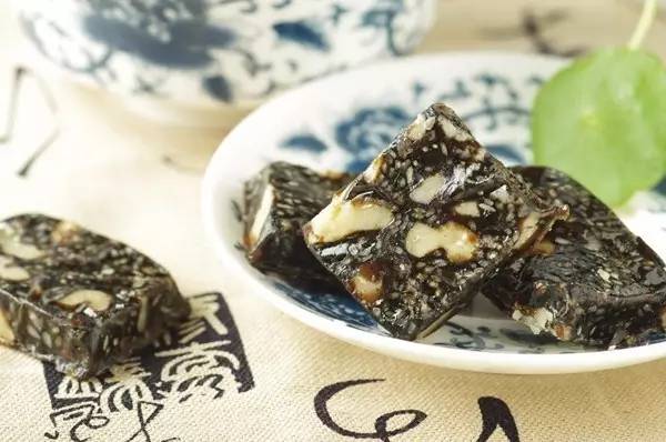 最好吃的阿胶口感如何,正宗阿胶什么口感