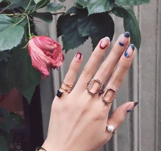 现在最流行美甲款式,2020美甲流行款式视频