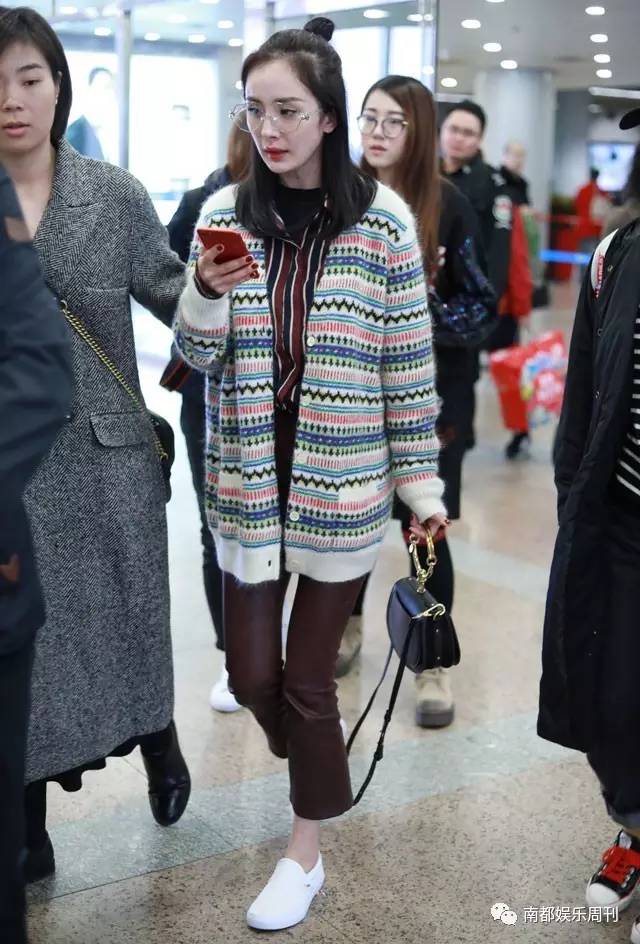 杨幂同款包墨绿色,杨幂同款马鞍包