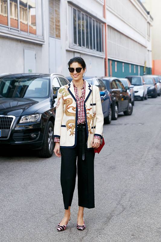 时髦精的秋日必备西装合集 (西装怎么穿才能时髦又优雅)