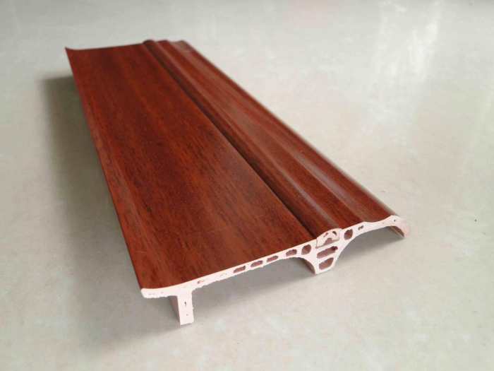 客厅浅色地砖踢脚线,现在装修流行地砖踢脚线