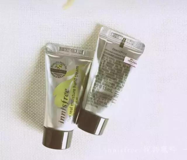 李小璐宝宝用的护肤品 (李小璐同款化妆品60元)