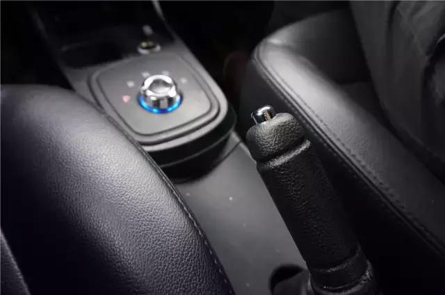 没有smart,只有国产车!成都6家共享汽车,老司机最全测评