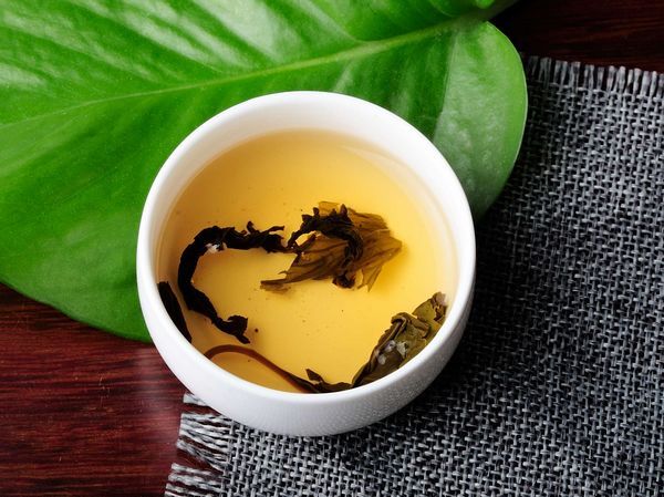 胃病三分靠治七分靠养推荐养胃茶疗法