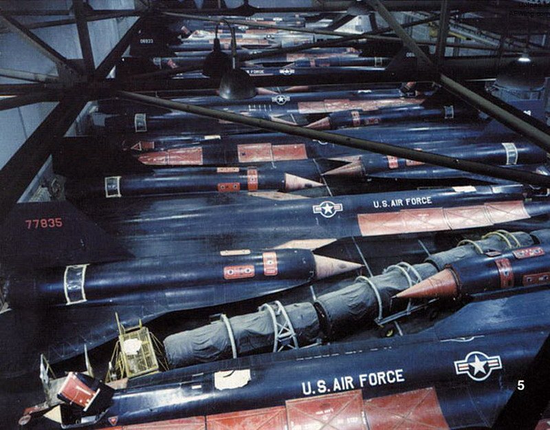 y-12侦察机,三马赫a-12侦察机