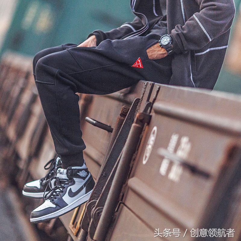 休闲裤男如何搭配出高级感,休闲裤搭配男士休闲裤