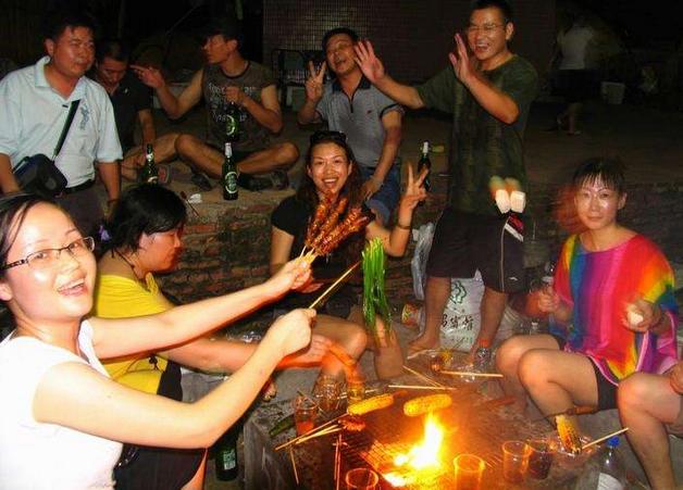 双月湾情人岛沙滩可以露营吗,双月湾看日落露营最佳地点