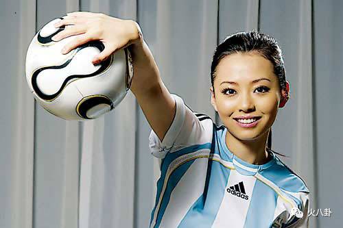 中国队赢韩国队球迷唱歌,中国队赢韩国队球迷反应