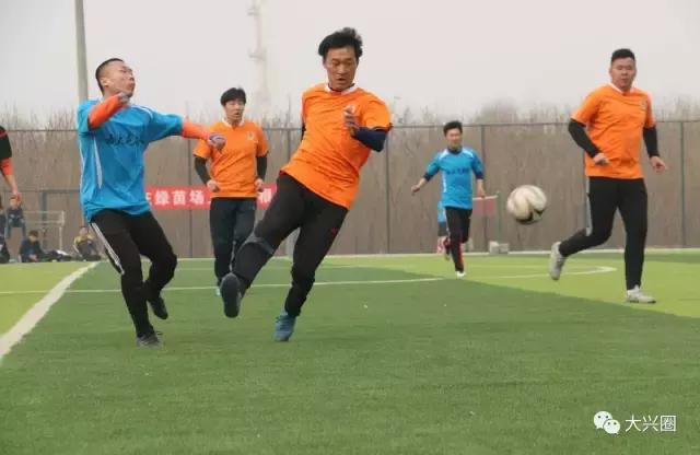 震撼一球！看看大兴青云杯足球联赛就知道中国足球希望大大滴！