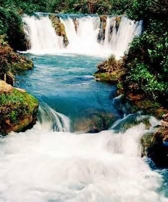 浜戝崡绾㈡渤娉歌タ缇庡コ,浜戝崡娉歌タ鍘跨編濂虫紓浜悧