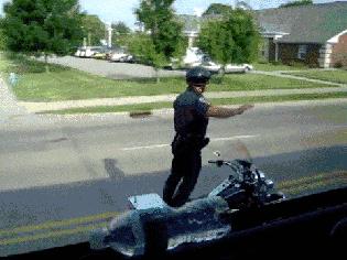 女朋友爱唠叨如何调整心态,有一个爱叨叨的老婆子怎么办