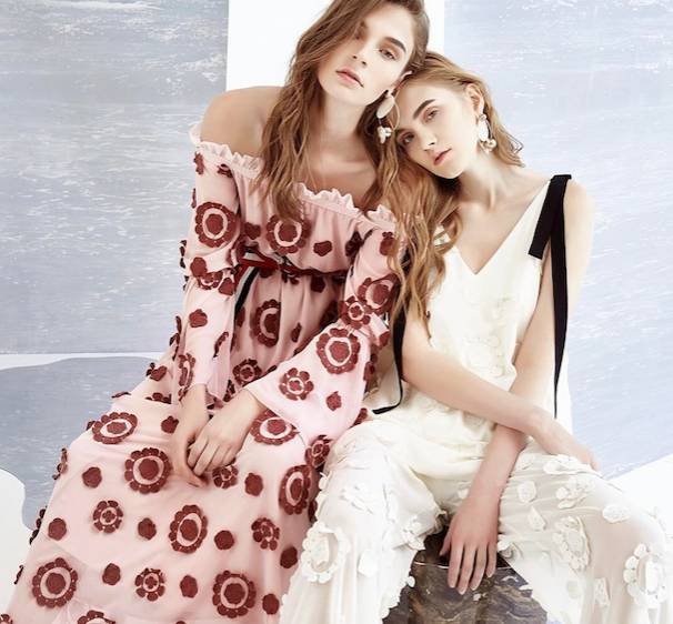 明星同款泰国品牌,女明星爱穿的泰国品牌