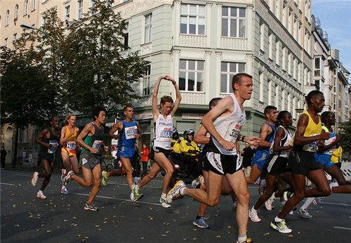 长时间不跑步突然跑步肚子疼,跑步肚子疼怎么办最快的方法