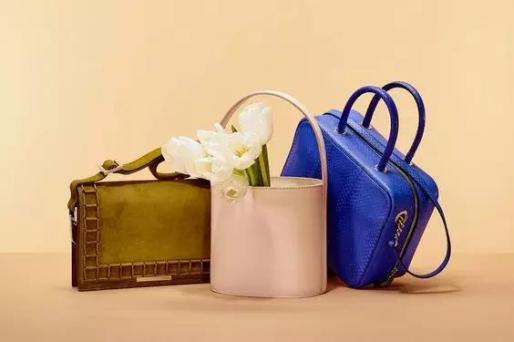 老婆生气要离婚怎么哄老婆开心,老婆生气老公不哄代表什么