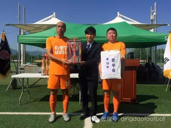 可汗解说足球,克韩简介