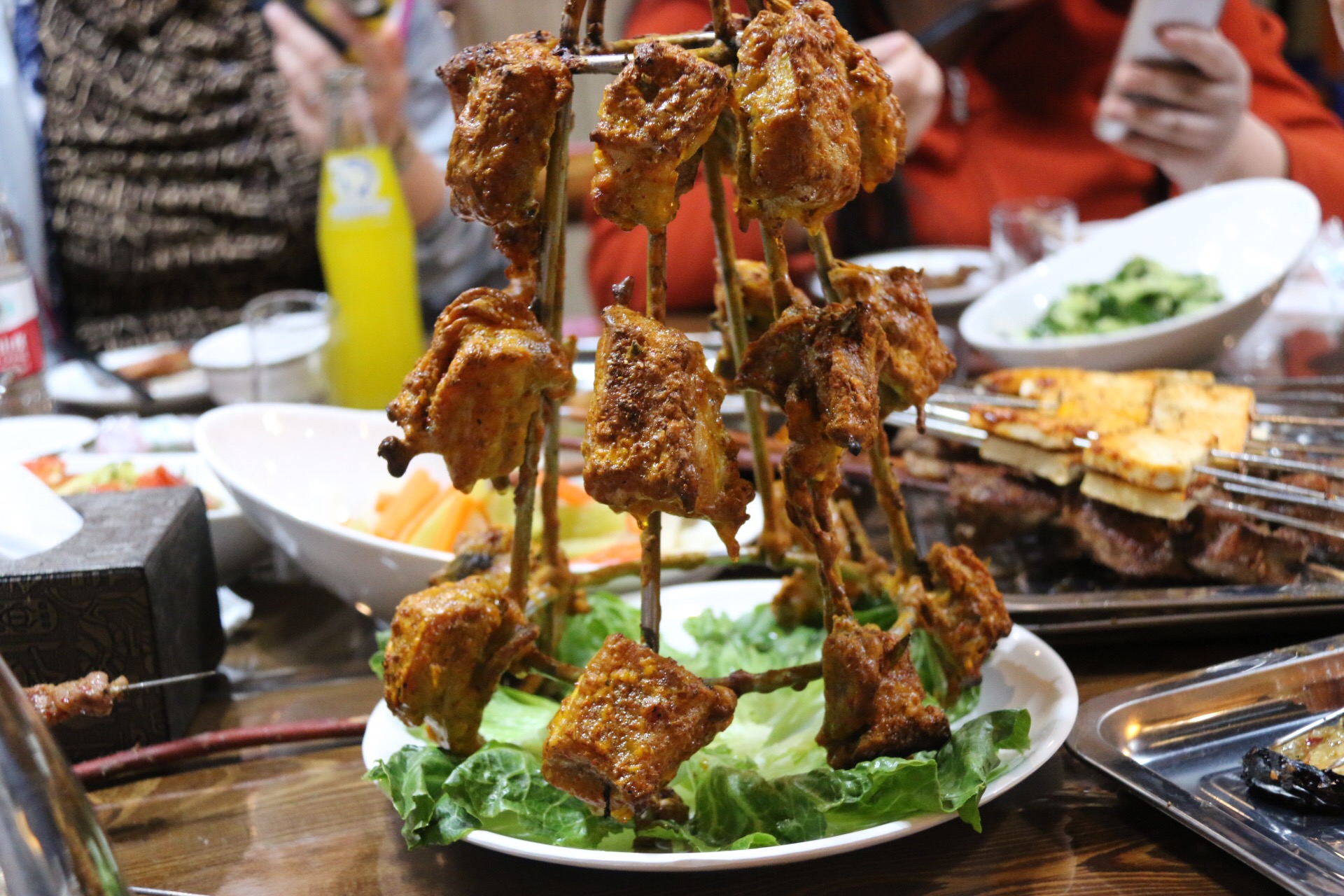 又到了撸串串的季节了,又到撸铁的季节了