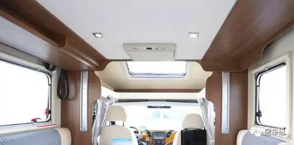 凯伦宾威大通c型房车评测,福特新世代凯伦宾威b型房车