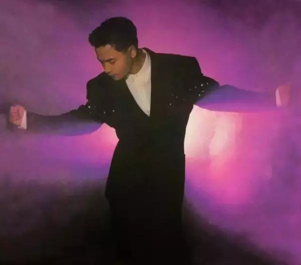 哥哥张国荣的传奇一生,张国荣老照片100张